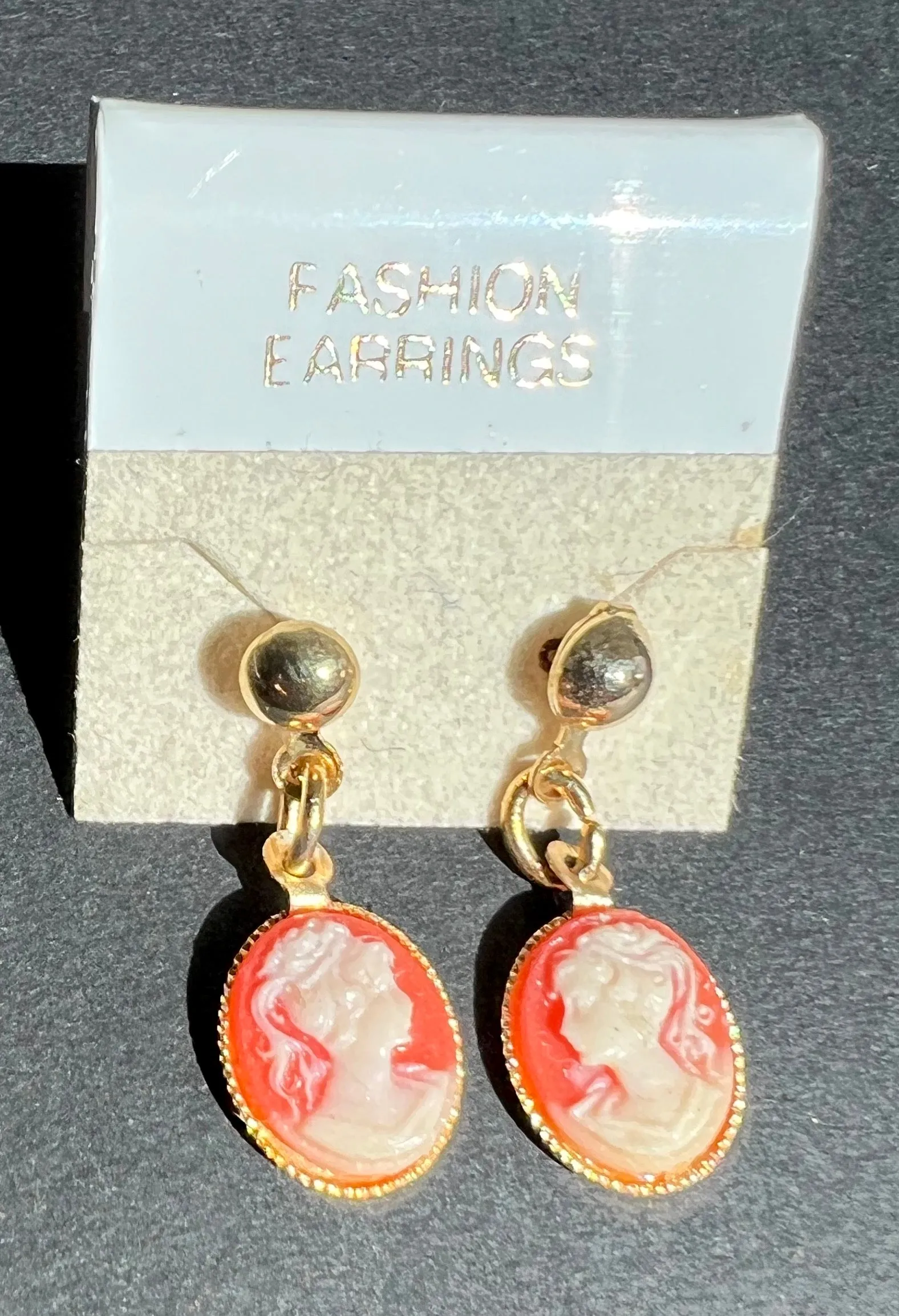 Little Cameo Vintage  Earrings