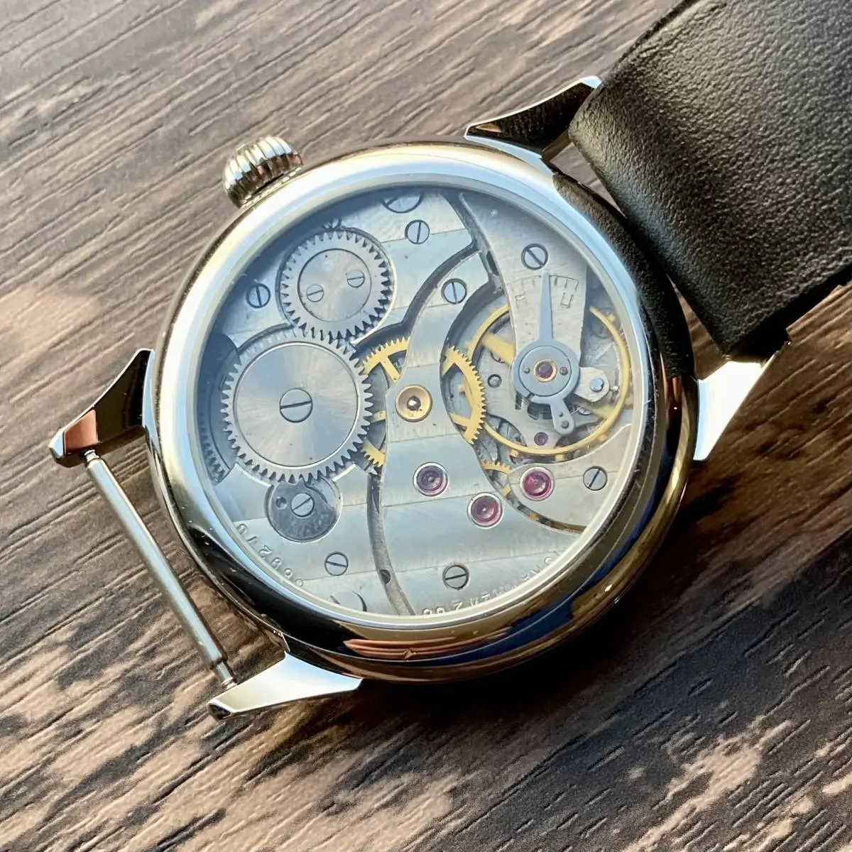 Soviet Wristwatch Manual Men's Round Type Diameter 42mm Vintage Watch Men
